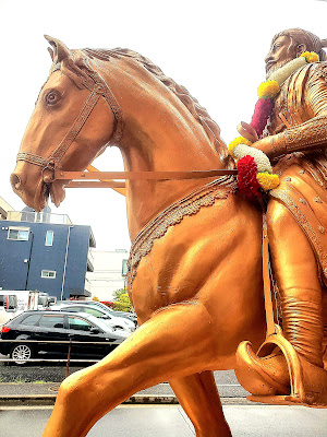 Emperor Chatrapati Shivaji Bhosale Maharaj Statue マラータ王朝シヴァージ王騎馬像 사진 3