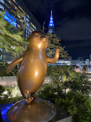 Statue of Suica Penguin 사진 3