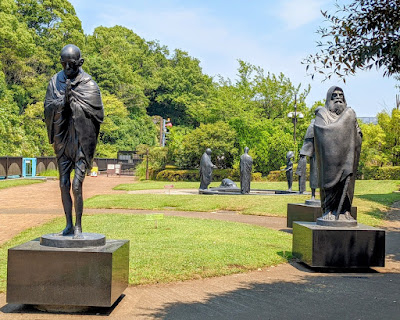 Garden of Philosophers 사진 3