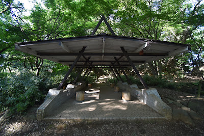 Remains of the Satomi-Hakkeien Pool 사진 4