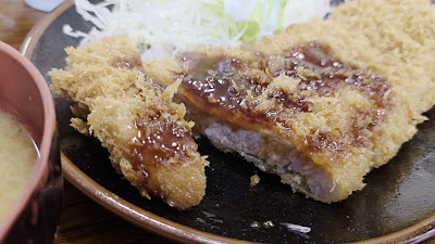 돈카츠 후지요시 역전 사진 2