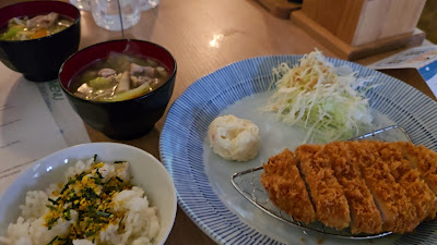 Yokozuna Tonkatsu Dosukoi Tanaka 사진 2
