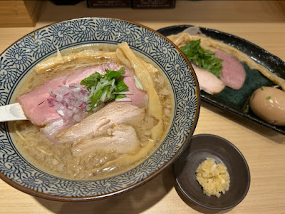 地鶏と伊勢海老 中華そば 聖 사진 5