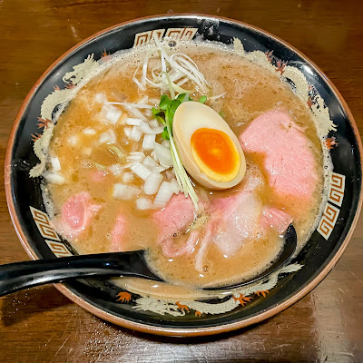 魚と豚と黒三兵 사진 4