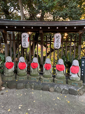 Six Ksitigarbhas 사진 3
