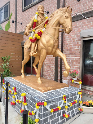 Emperor Chatrapati Shivaji Bhosale Maharaj Statue マラータ王朝シヴァージ王騎馬像 사진 4
