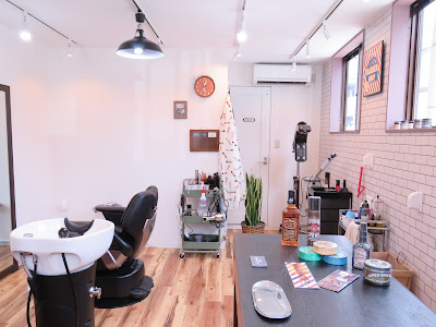 BARBER LOCATION Your Space 사진 2