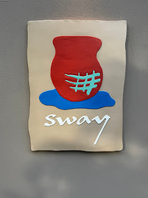 Sway 사진 3