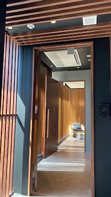 LOCA THE CLASS. AOYAMA 사진 2