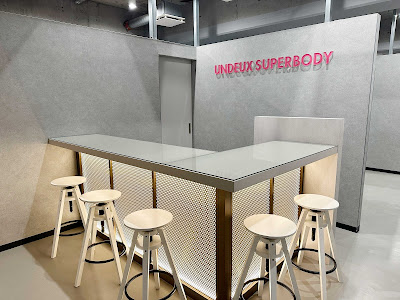 UNDEUX SUPERBODY 銀座Seven 사진 4