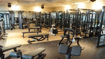 Renaissance Saint Luke's Tower Store | Fitness club 사진 3