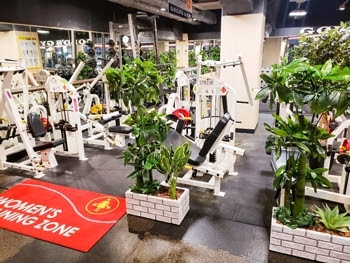 Gold's Gym Ginza Tokyo 사진 4