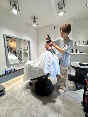 Hy′z Barber 사진 4