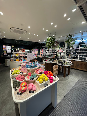 LUSH 自由が丘店 사진 3