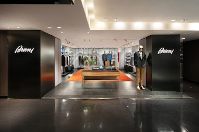 Brioni - Tokyo Hankyu Yurakucho 사진 2