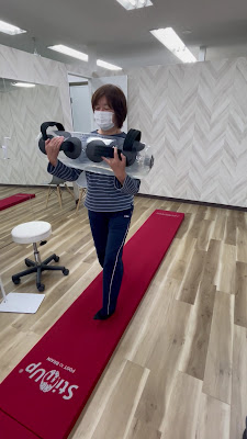 ひざ痛専門パーソナルジム Knee＋Fitness（ニーフィットネス） 사진 2