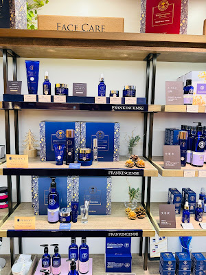 NEAL'S YARD REMEDIES 사진 4
