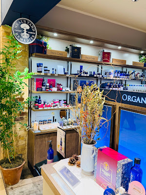 NEAL'S YARD REMEDIES 사진 2