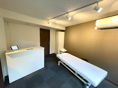 青山筋膜整体 理学BODY 池袋店 사진 2