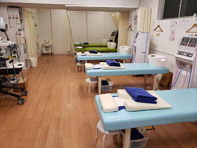 F . C . C . Kitasenjushinkyu Acupuncture 사진 2
