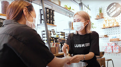 LUSH Shibuya Station Store 사진 3