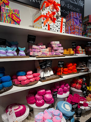 LUSH Shibuya Station Store 사진 5