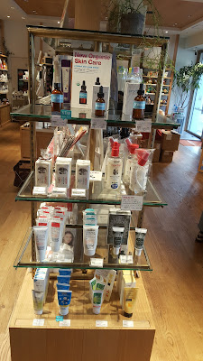 Cosme Kitchen Shibuya Hikarie ShinQs Store 사진 2