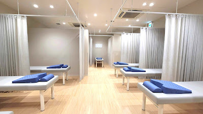 iCure アイキュア鍼灸接骨院 Echika池袋 사진 2