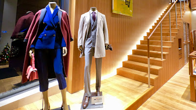 Kiton 사진 3