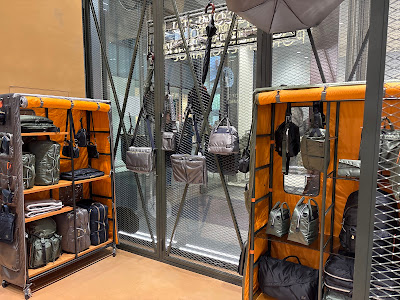 PORTER EXCHANGE SHIBUYA 사진 4