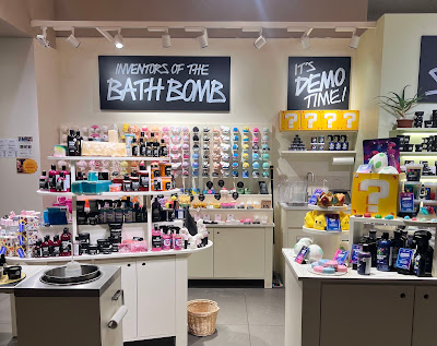 LUSH 有楽町マルイ店 사진 3