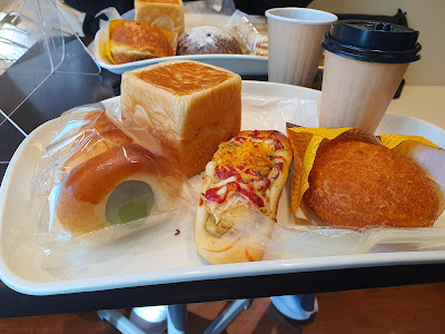 Bakery & Cafe Yamazaki 사진 4