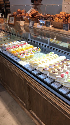 JUNIBUN BAKERY & Flowers 사진 2