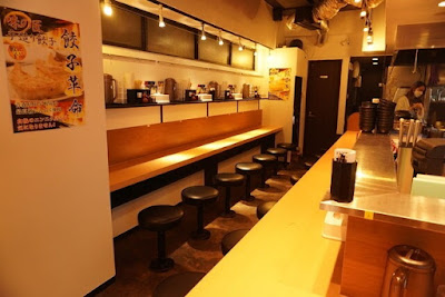 ホルモンらーめん 8910 白寿赤坂店 사진 2