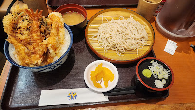 なぜ蕎麦にラー油を入れるのか。秋葉原2号店 사진 3