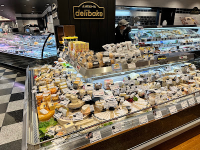 MEIDI-YA Hiroo Store 사진 4