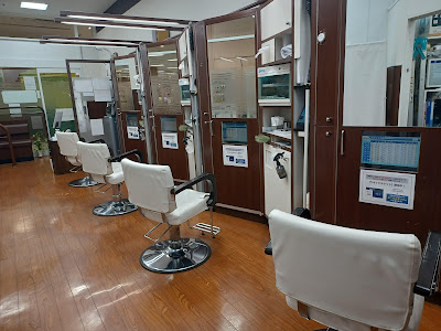 QB HOUSE AEON Minamisuna 사진 2