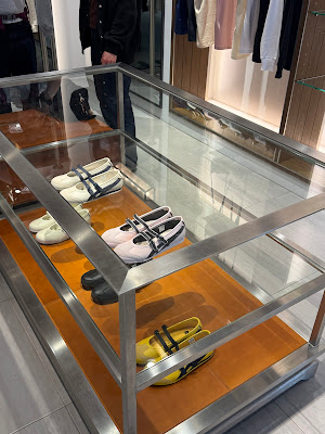 Onitsuka Tiger Shinjuku South Store 사진 2