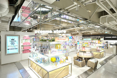 @cosme STORE LUMINE EST Shinjuku Store 사진 2