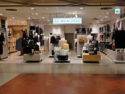 ACE Bags & Luggage 東急百貨店吉祥寺店 사진 2