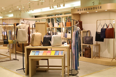 MOTHERHOUSE Keio Shinjuku Store 사진 2