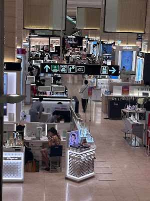 TAKASHIMAYA Shinjuku Store 사진 2