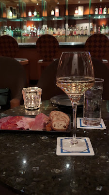 CAPTAIN'S BAR 사진 2
