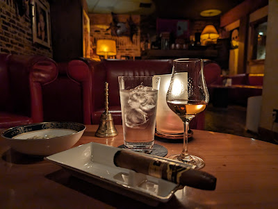 Chardonnay Cafe & Cigar Bar 사진 3