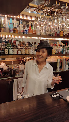 Bar Nude 사진 3
