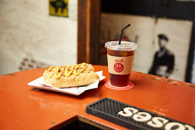 Red. Golden Gai 사진 4