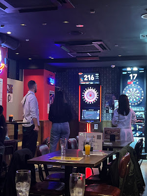 ビアポンバーGROVE Squad秋葉原中央通り店 사진 4