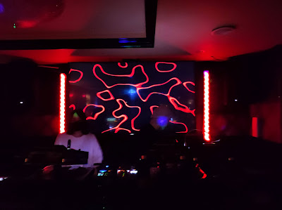 Music Cafe Bar "ONE's" 사진 5