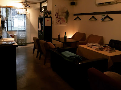 Wine Cafe 用賀 -wine,eats,jazz&books- 사진 3