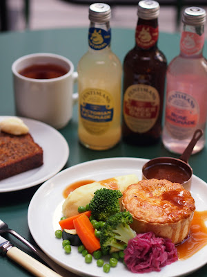 スワン＆ライオン SWAN & LION Modern British Pub 사진 3